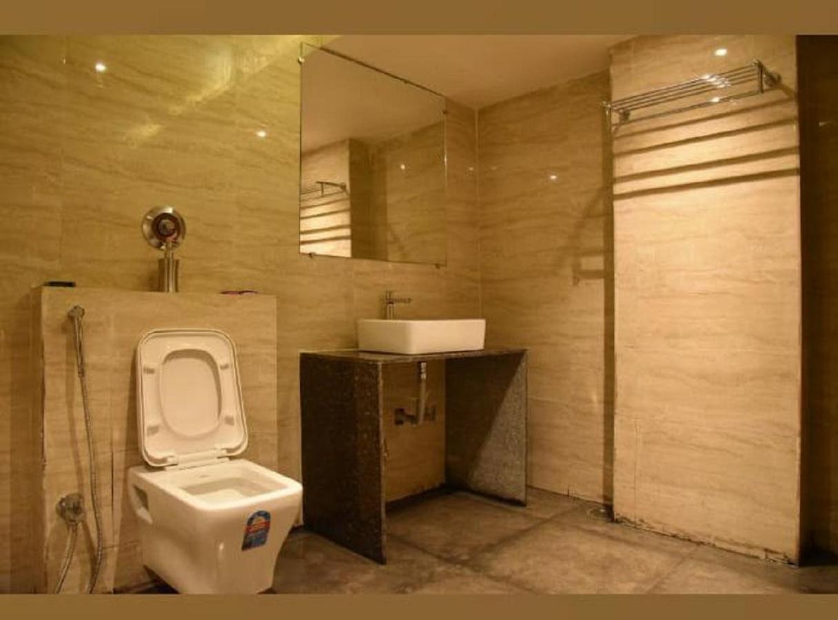 אגרה Ash Luxury Hotel With View Of Taj Mahal מראה חיצוני תמונה